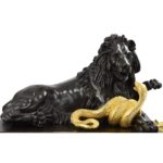 sculpture lion au serpent (8)