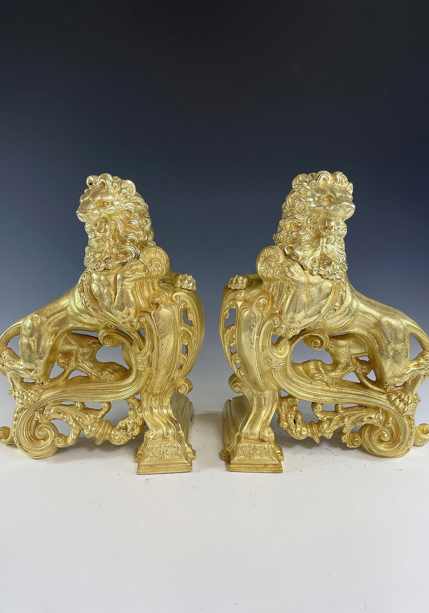 paire de lion bronze doré (1)