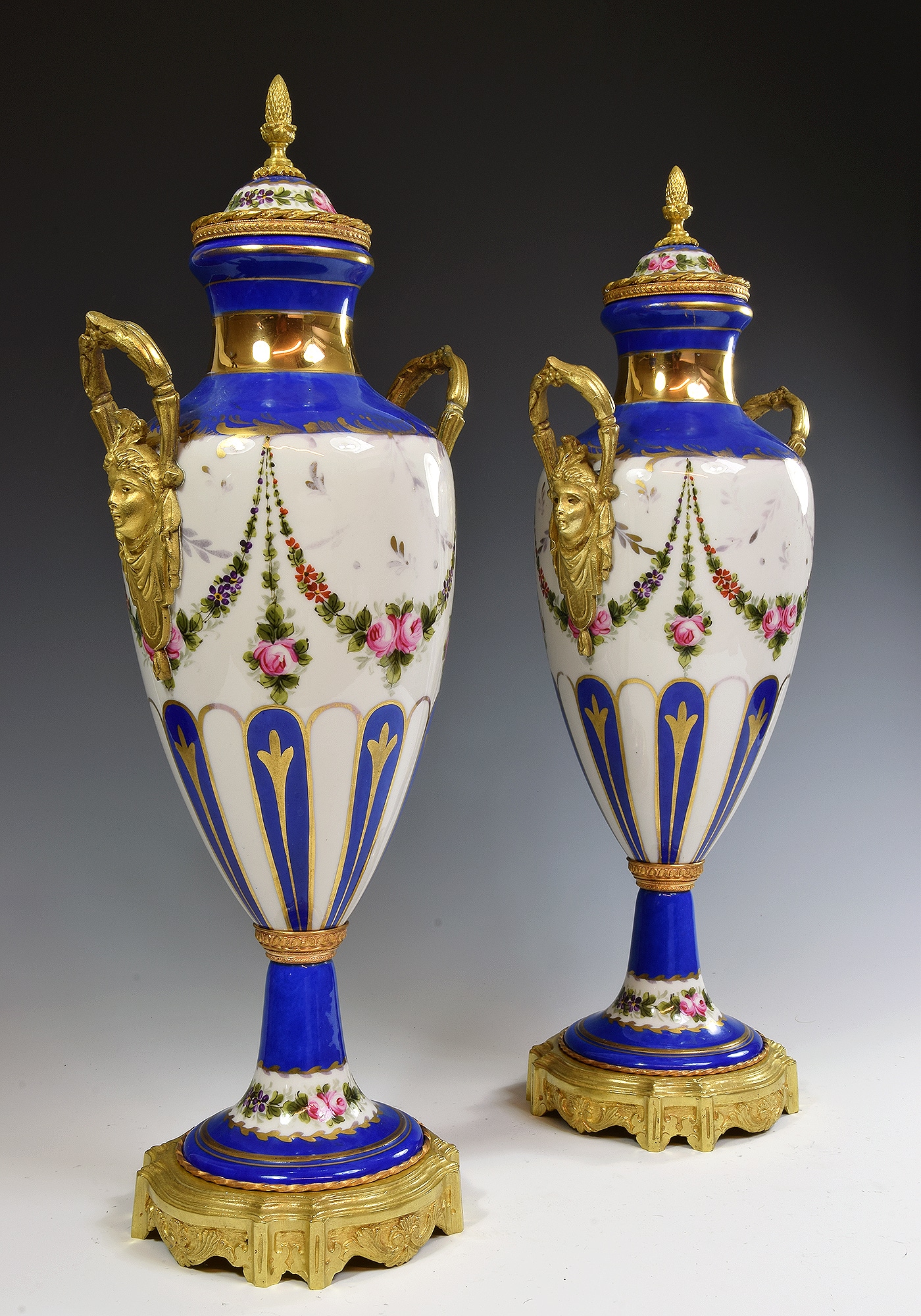 paire de vases porcelaine paris (2)